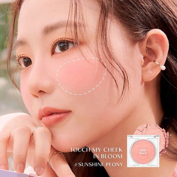 Phấn Má Milk Touch Touch My Cheek - 05 Sunshine Peony