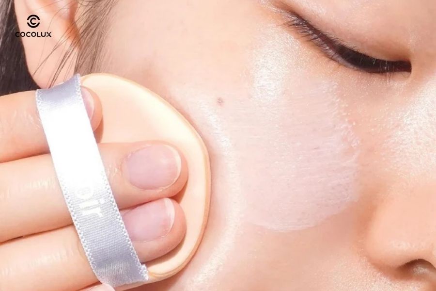 Review Phấn Nước Espoir Dewlike Jello Tone Up Cushion Điều Chỉnh T&ocirc;ng Da