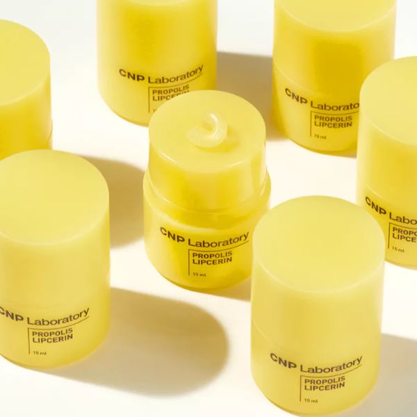 Dưỡng Môi CNP Laboratory Propolis Lipcerin 15ml