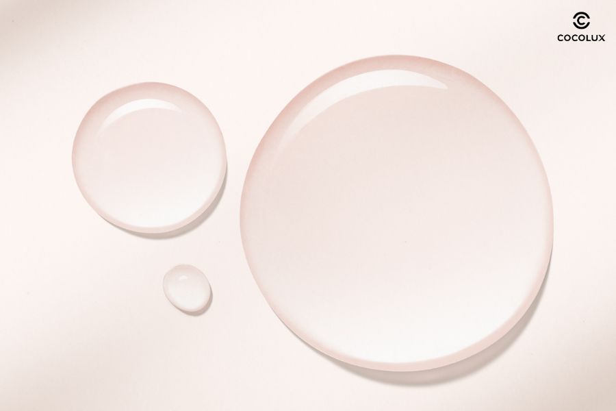 Kết cấu của Nước Hoa Hồng Cocoon Sen Hậu Giang Phục Hồi Da 310ml