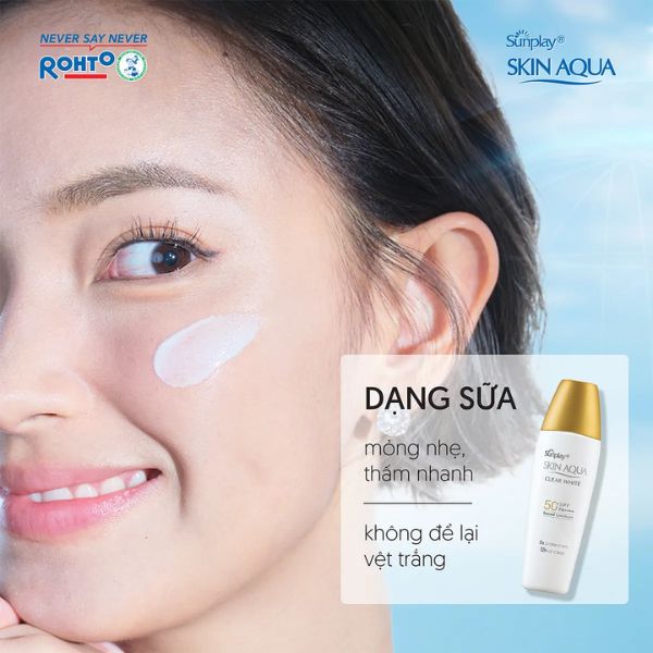 Sữa Chống Nắng Sunplay Skin Aqua Clear White SPF50+ PA++++ Dưỡng Da Trắng Mịn 25g