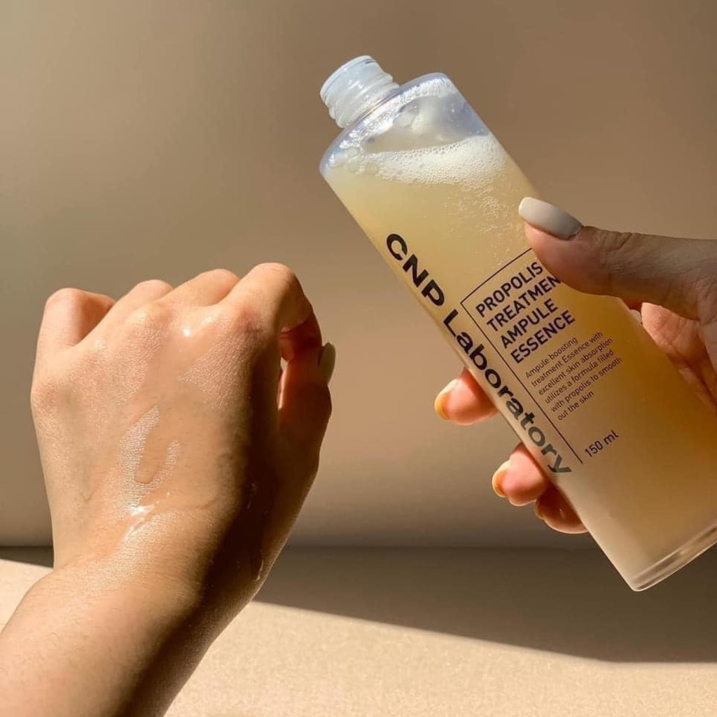 Công dụng của Set Nước Thần Keo Ong Phục Hồi Da CNP Laboratory Treatment Ampoule Essence (100ml + 150ml) 