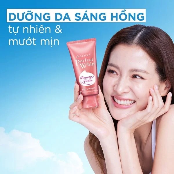 Sữa Rửa Mặt Senka Perfect Whip Berry Bright Làm Sạch Sâu & Dưỡng Sáng Hồng 100g