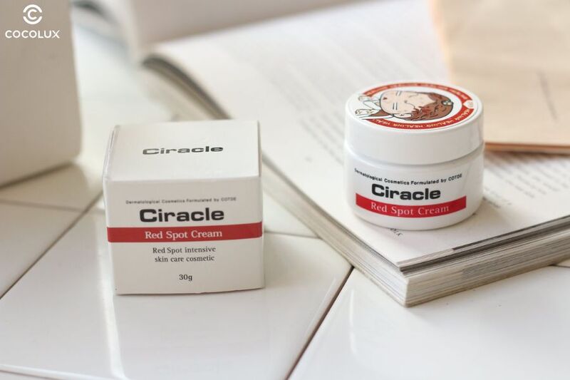 Thiết kế của kem dưỡng giảm mụn Ciracle Red Spot Cream