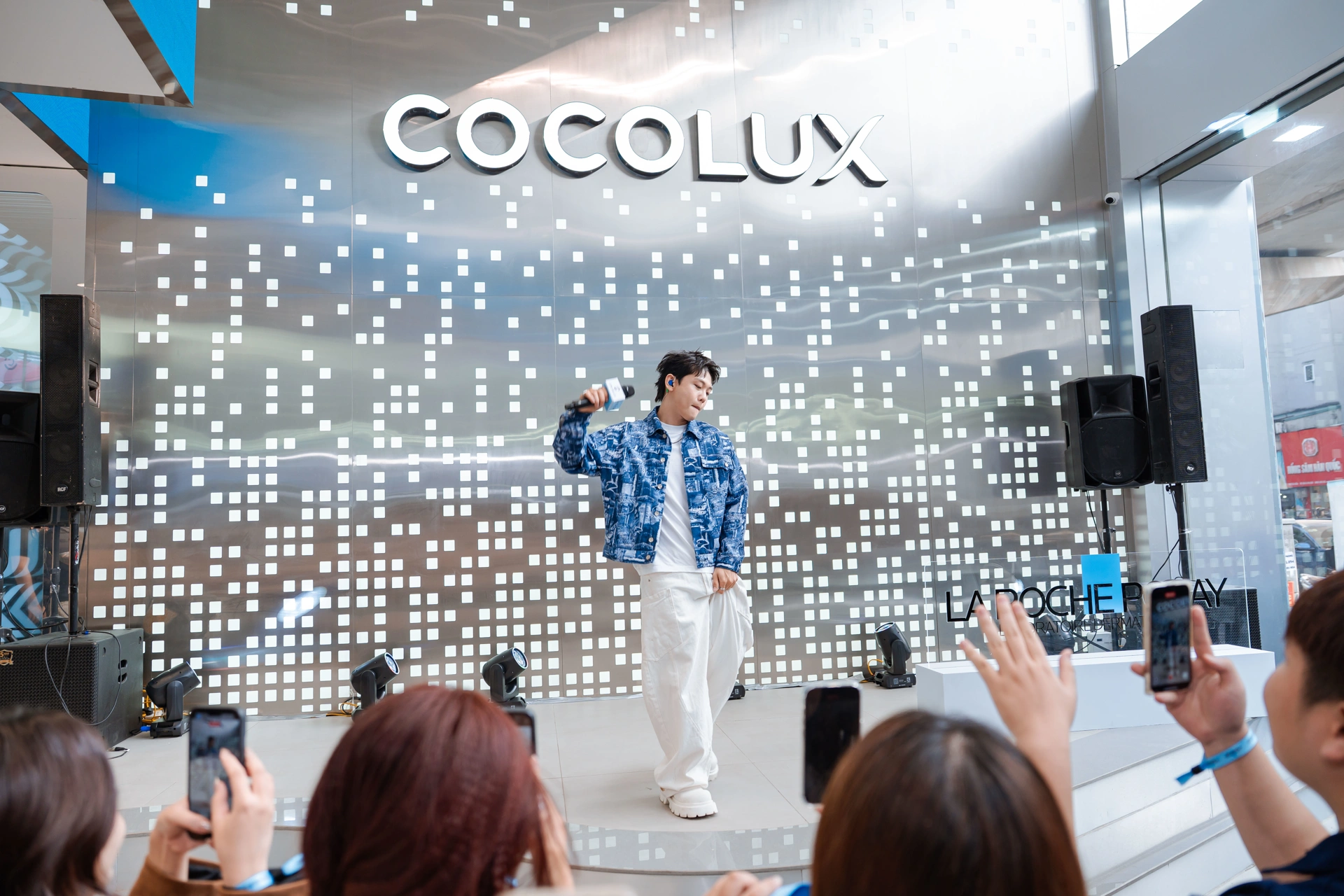 Cocolux x La Roche-Posay x Ca Sĩ Jaysonlei - buổi gặp gỡ bùng nổ tại Flagship Cocolux 134 Cầu Giấy